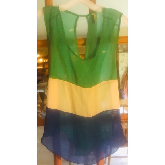 Color- Block Tank - Picture 4 of 4